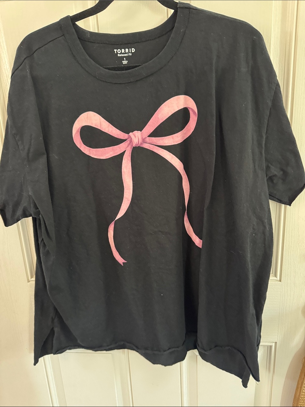 torrid Black Short Sleeve Tee with Pink Bow Graphic